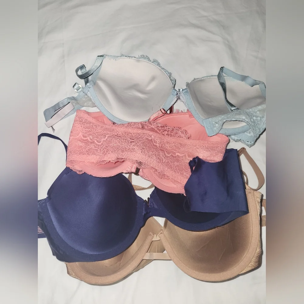 5 Victoria secret bras 32DDD* - Picture 3 of 5